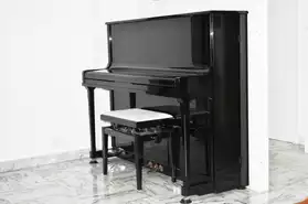 Piano marque STEINER