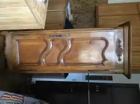 Belle armoire merisier