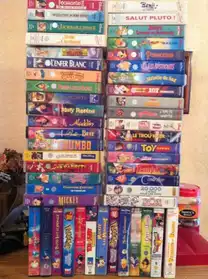 Lot de 50 cassettes Disney.