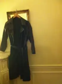 Manteau en cuir long couleur noir