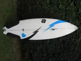 planche de surf 5'9