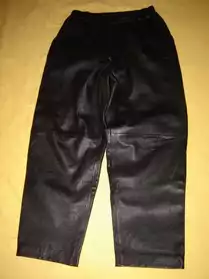 Pantalon cuir noir femme T. 42 (40 à 44
