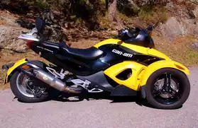 Moto Can-Am RS Spyder