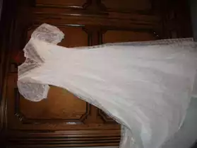 robe de mariée ,t. 40 , année 1983 , den