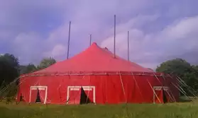 location de chapiteaux type cirque