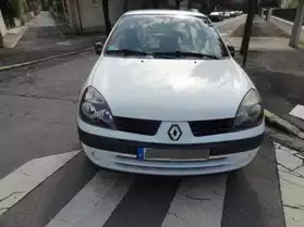 Renault Clio ii (2)