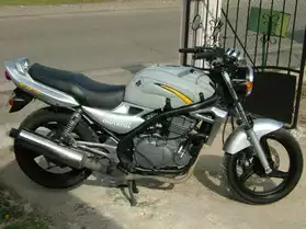 Kawasaki ER5 2003