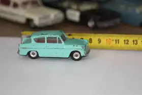 FORD ANGLIA N°155 DINKY TOYS