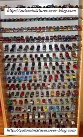 Nombreuses Miniatures Auto 1/43 et Autre