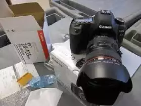 Canon EOS 5D Mark III DSLR Camera Kit