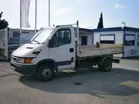 Camion IVECO Daily C9