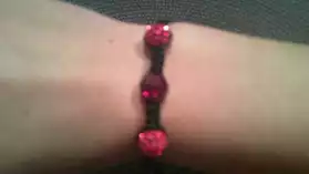 vend bracelet shamballa rouge fait main