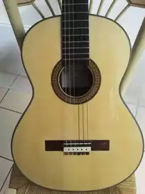 Guitare classique de concert de luthier