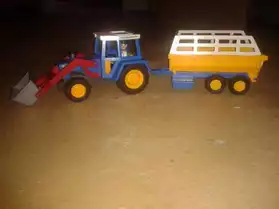Vend tracteur/remorque PLAYMOBIL