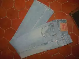 Jean Levis coupe 525 taille 25