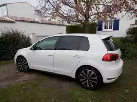 Volkswagen Golf v 2.0 tdi 140 sport 5p