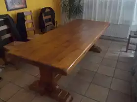 TABLE EN CHÊNE macif