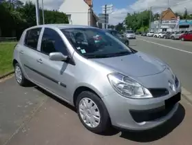 Renault clio III 1.5 dci 70 ch