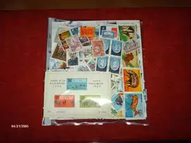 Pochettes 2 000 timbres NON ABIMES