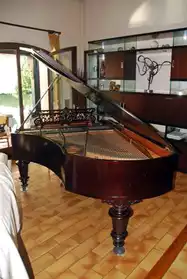 Piano à queue Bechstein