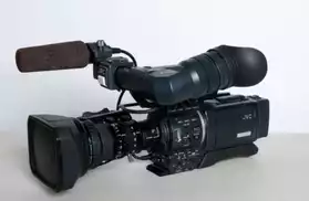 Caméra professionnelle ProHD JVC GY-HD10