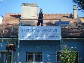 lamberty-r.77couverturecourtry,velux77