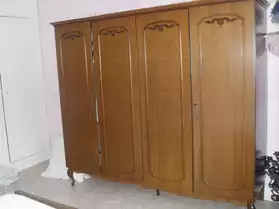 armoire de chambre