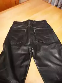 Pantalon cuir