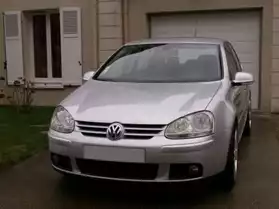 Volkswagen Golf v 2.0 tdi 140 sport