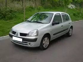 Renault Clio ii (2) 1.5 dci 65 ch confor