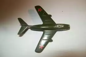 Maquette avion Mig-15 Tekno