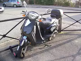 Scooter noir look retro ZNEN 50cc