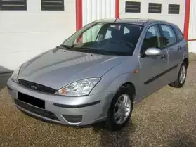 Ford Focus (2) tdci 100 ambiente pack 5p