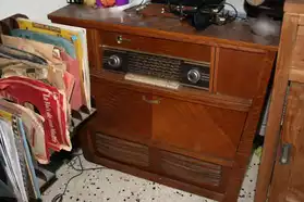 Radio des années 50 transistor d époque
