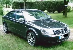 Audi A4 2.5 quattro