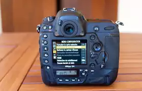 Nikon D4 appareil photo reflex numerique