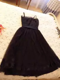 robe dentelle noire vintage