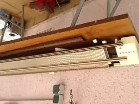 Machine à tricoter SINGER