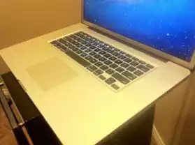 MacBook Pro Apple Intel Core i7