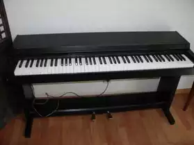 piano yamaha CLP 50