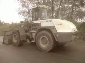 Chargeuse TEREX TL210