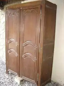 très belles portes d'armoire chêne