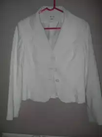 VENDS veste de tailleur blanche 1.2.3