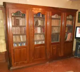 Bibliothèque ancienne