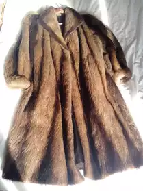 Manteau veritable fourrure de loutre