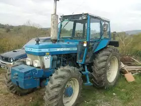 Tracteur agricol ford 5610