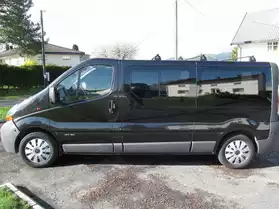 Renault trafic 1.9 dci100 pack clim