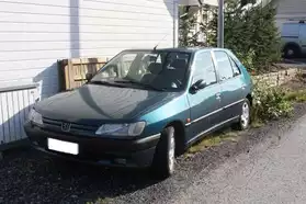 Peugeot 306 1,6 XR 1995, 122 000 km