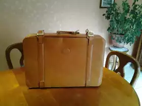 superbe valise en cuir