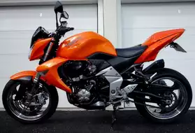 Kawasaki Z1000 Orange